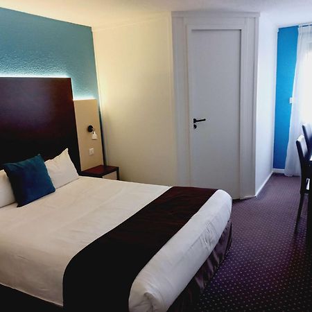 Brit Hotel Le Kerotel Lorient Buitenkant foto