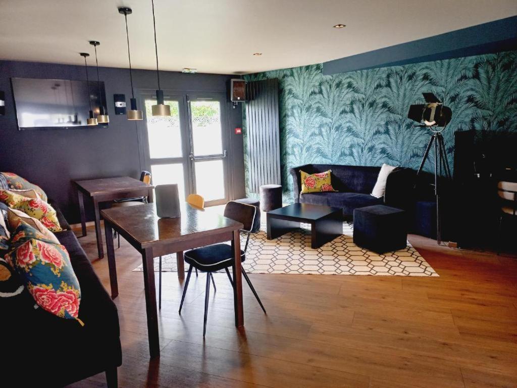 Brit Hotel Le Kerotel Lorient Buitenkant foto